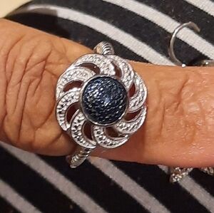 Authentic Genuine blue 💙 diamond 💎  ring solid sterling silver size 7
